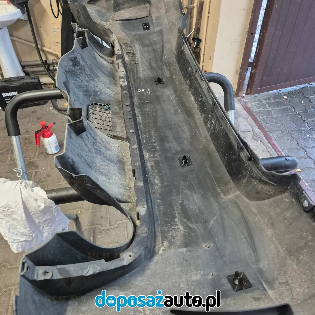 montaż czujników parkowania tył abarth fiat