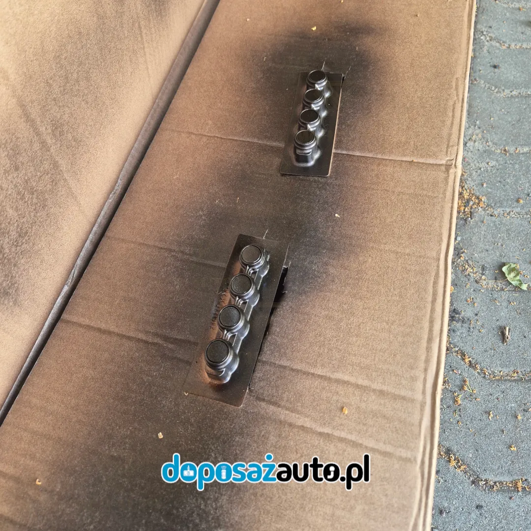 oryginalny montaz czaujnikow parkowania Mini Cooper